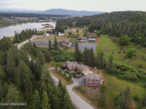 2.69 Acres of Land with Home for Sale in Coeur d'Alene, Idaho