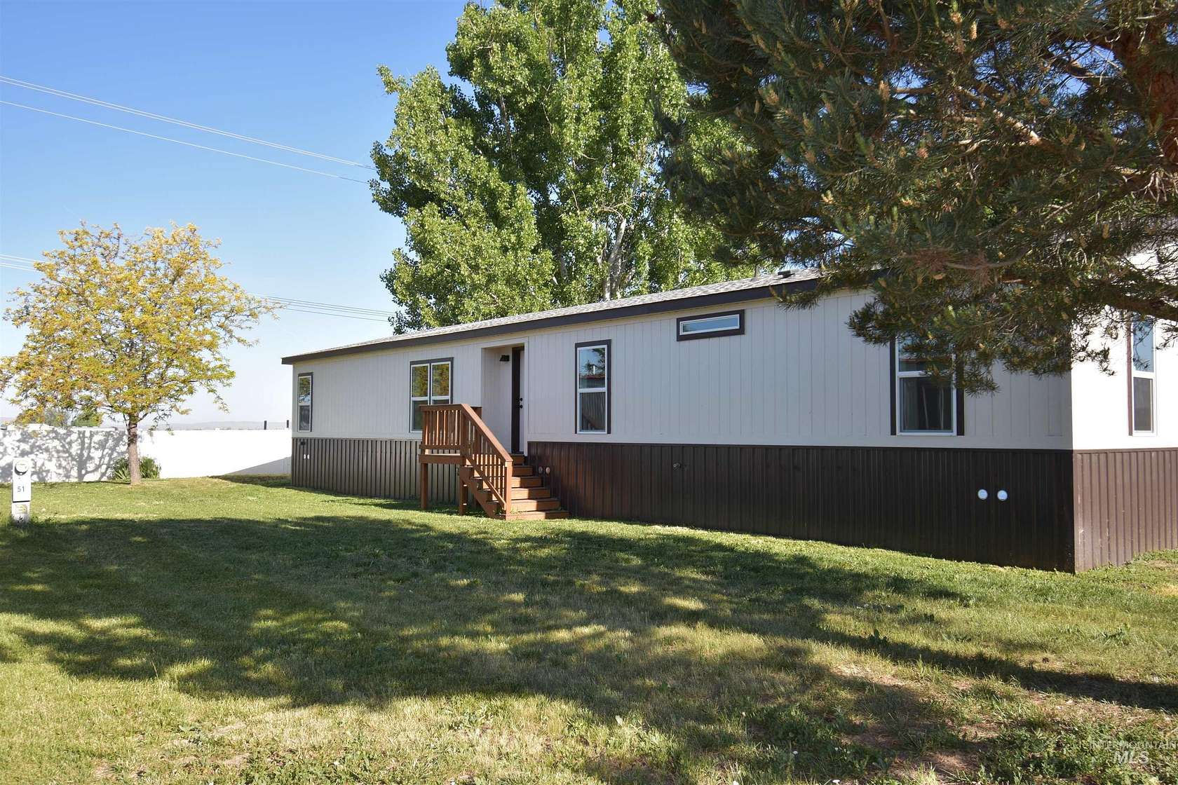 4 Acres of Land with Home for Sale in Parma, Idaho