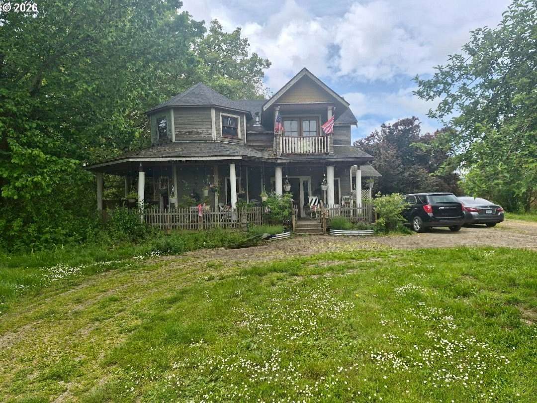 4 Acres of Land with Home for Sale in Carlton, Oregon