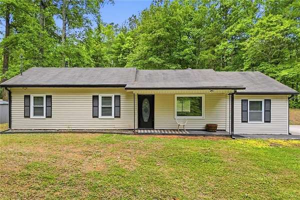 2 Acres of Land with Home for Lease in Canton, Georgia
