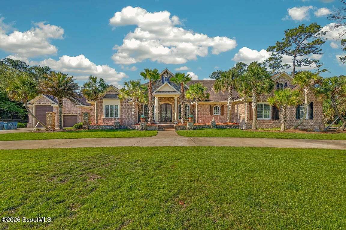 1.62 Acres of Land with Home for Sale in Jesup, Georgia