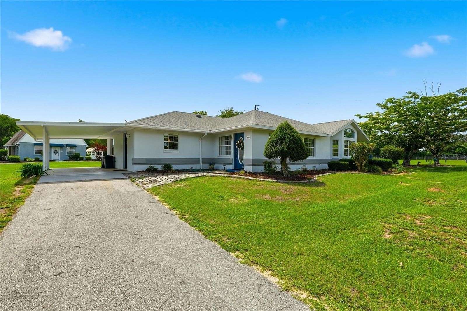 1.59 Acres of Land with Home for Sale in Ocala, Florida