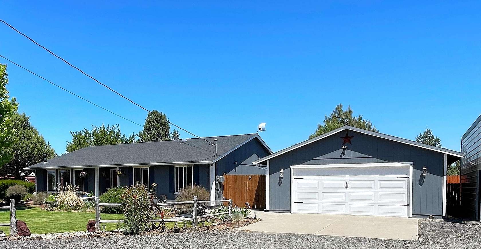 5 Acres of Land with Home for Sale in Terrebonne, Oregon