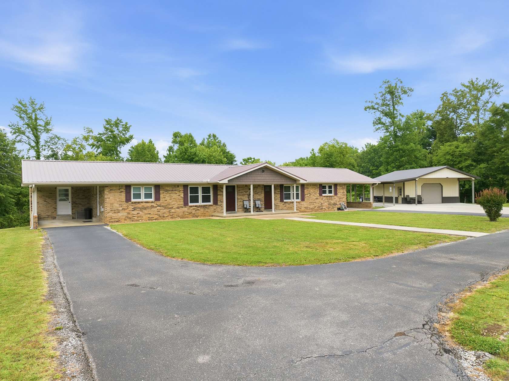 1.59 Acres of Land with Home for Sale in Decaturville, Tennessee