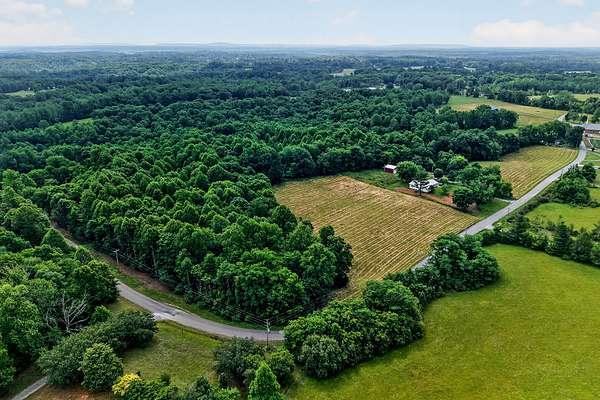 4.85 Acres of Residential Land for Sale in Smithville, Tennessee