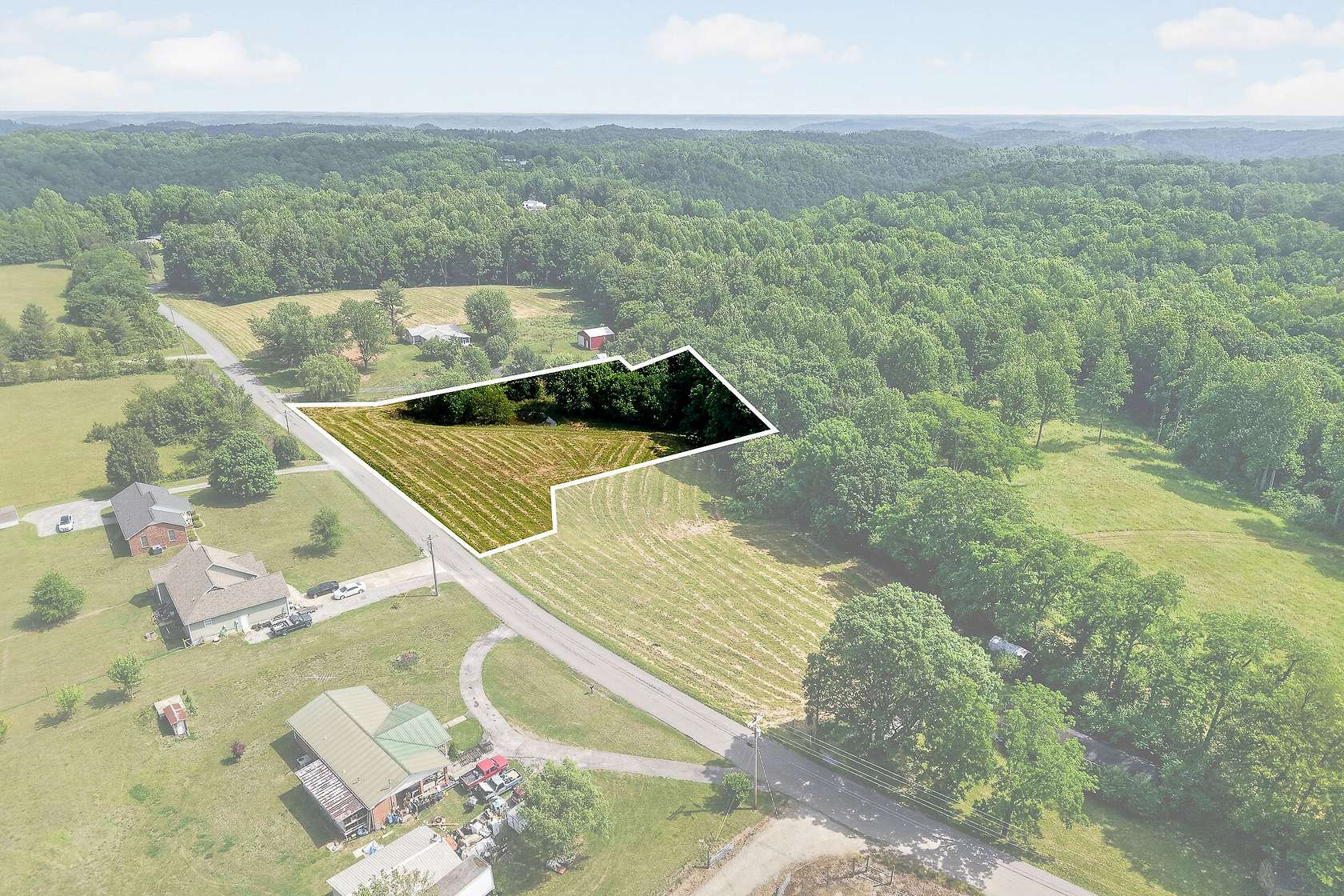1.42 Acres of Residential Land for Sale in Smithville, Tennessee