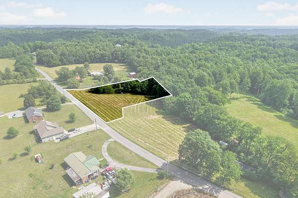 1.42 Acres of Residential Land for Sale in Smithville, Tennessee