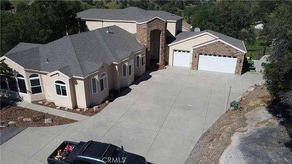 2.5 Acres of Land with Home for Sale in Raymond, California