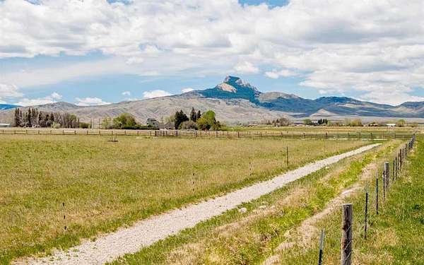 5.5 Acres of Residential Land for Sale in Powell, Wyoming