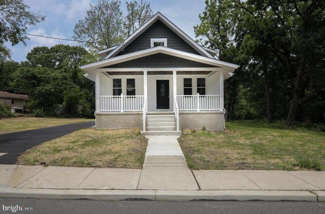 2.1 Acres of Land with Home for Sale in Pitman, New Jersey