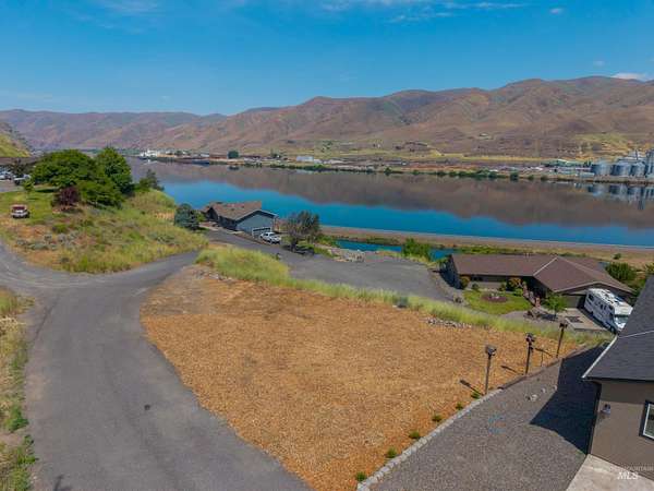 0.32 Acres of Residential Land for Sale in Clarkston, Washington