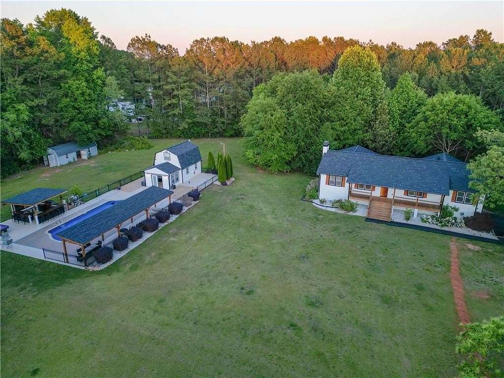 4.2 Acres of Land with Home for Sale in Powder Springs, Georgia