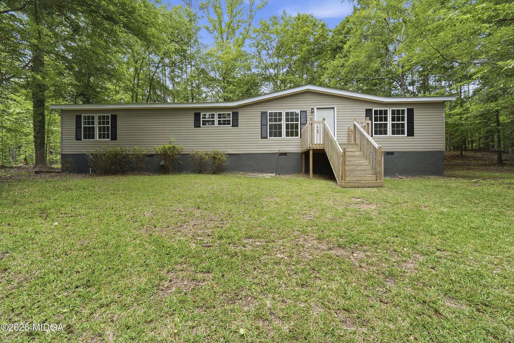 5.8 Acres of Improved Residential Land for Sale in Eatonton, Georgia