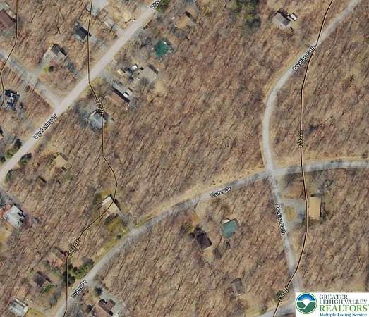 0.36 Acres of Residential Land for Sale in Coolbaugh Township, Pennsylvania