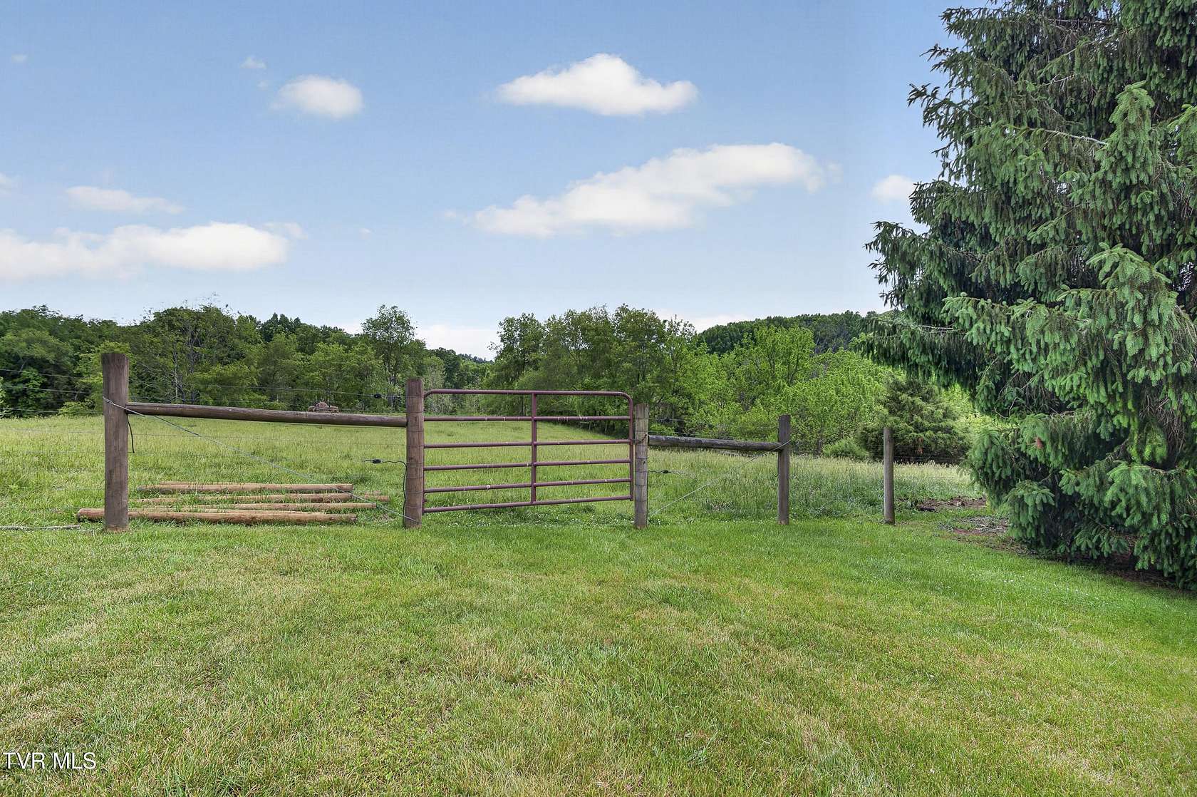 9.53 Acres of Residential Land for Sale in Abingdon, Virginia