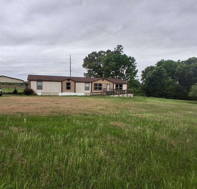 3.88 Acres of Land with Home for Sale in Texarkana, Texas