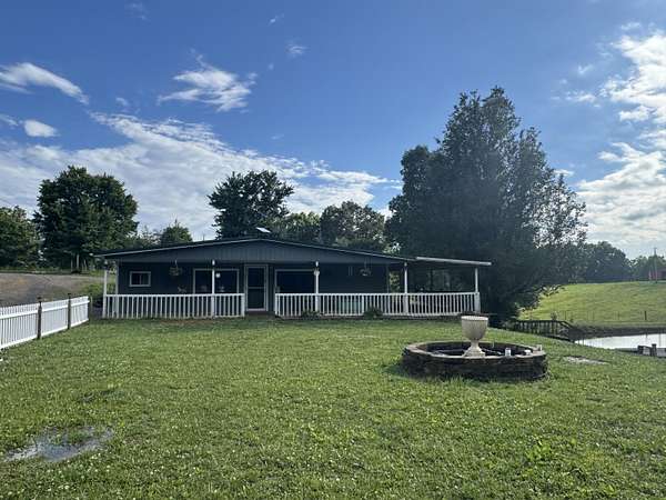 17 Acres of Recreational Land with Home for Sale in Columbia, Kentucky