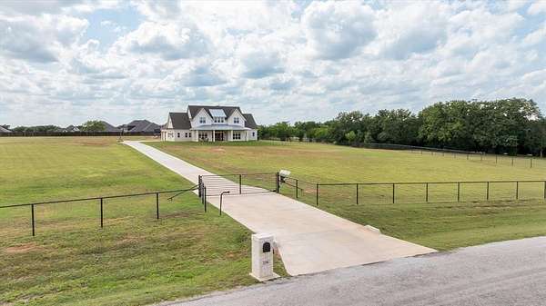 3.42 Acres of Land with Home for Sale in Granbury, Texas