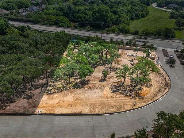 1.1 Acres of Residential Land for Sale in Colleyville, Texas