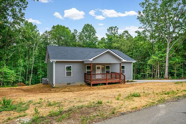 5 Acres of Land with Home for Sale in Waverly, Tennessee