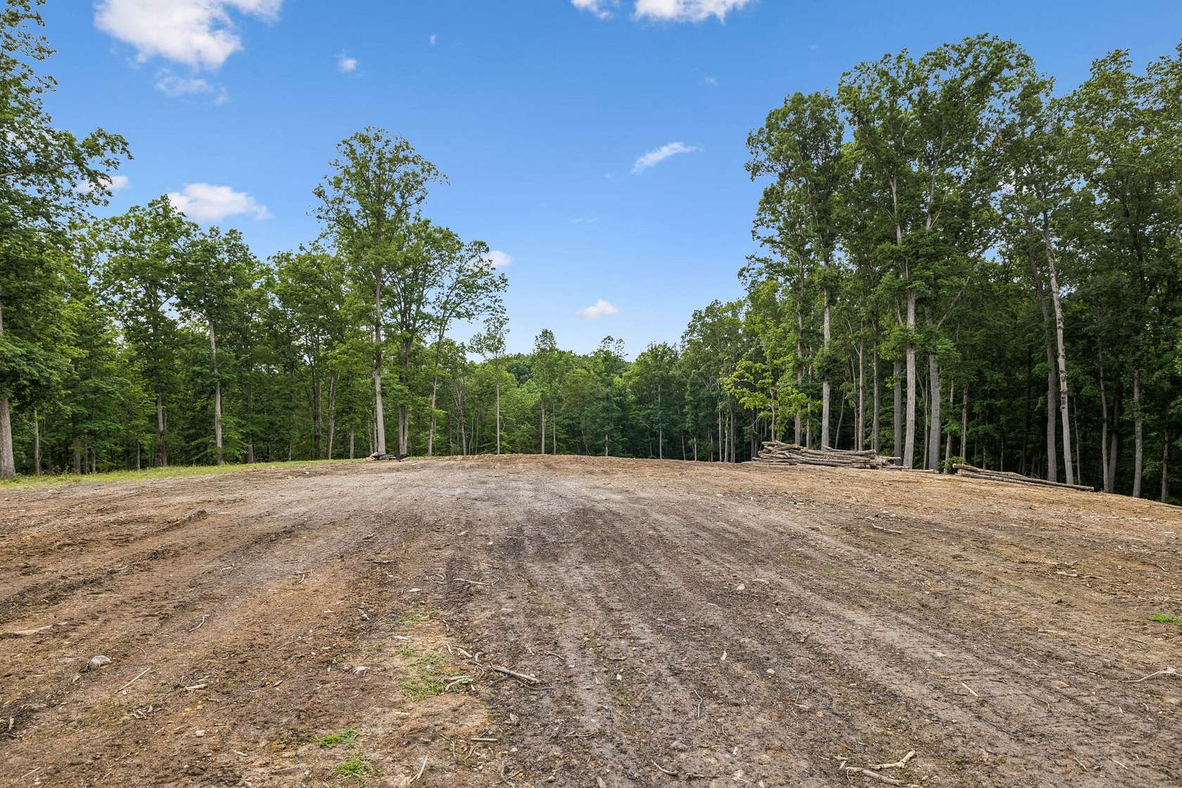 21.7 Acres of Land for Sale in Franklin, Tennessee