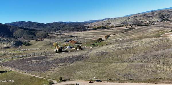 10 Acres of Land for Sale in Leona Valley, California
