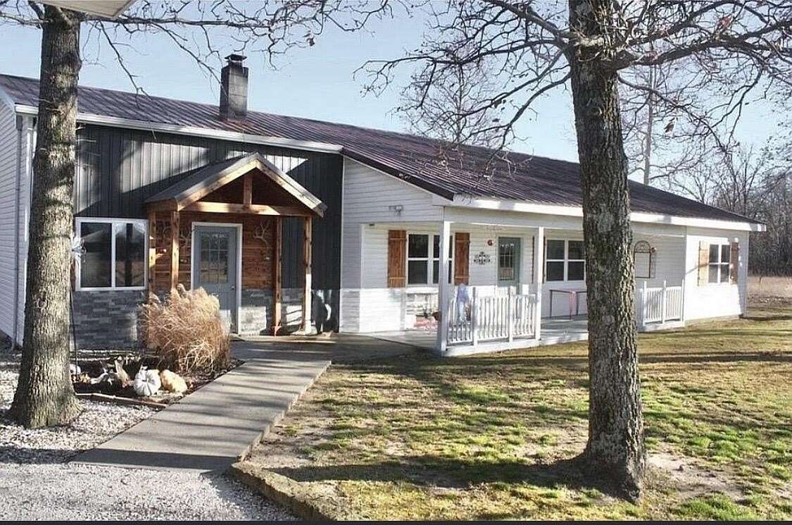 15.7 Acres of Land with Home for Sale in Sheldon, Missouri