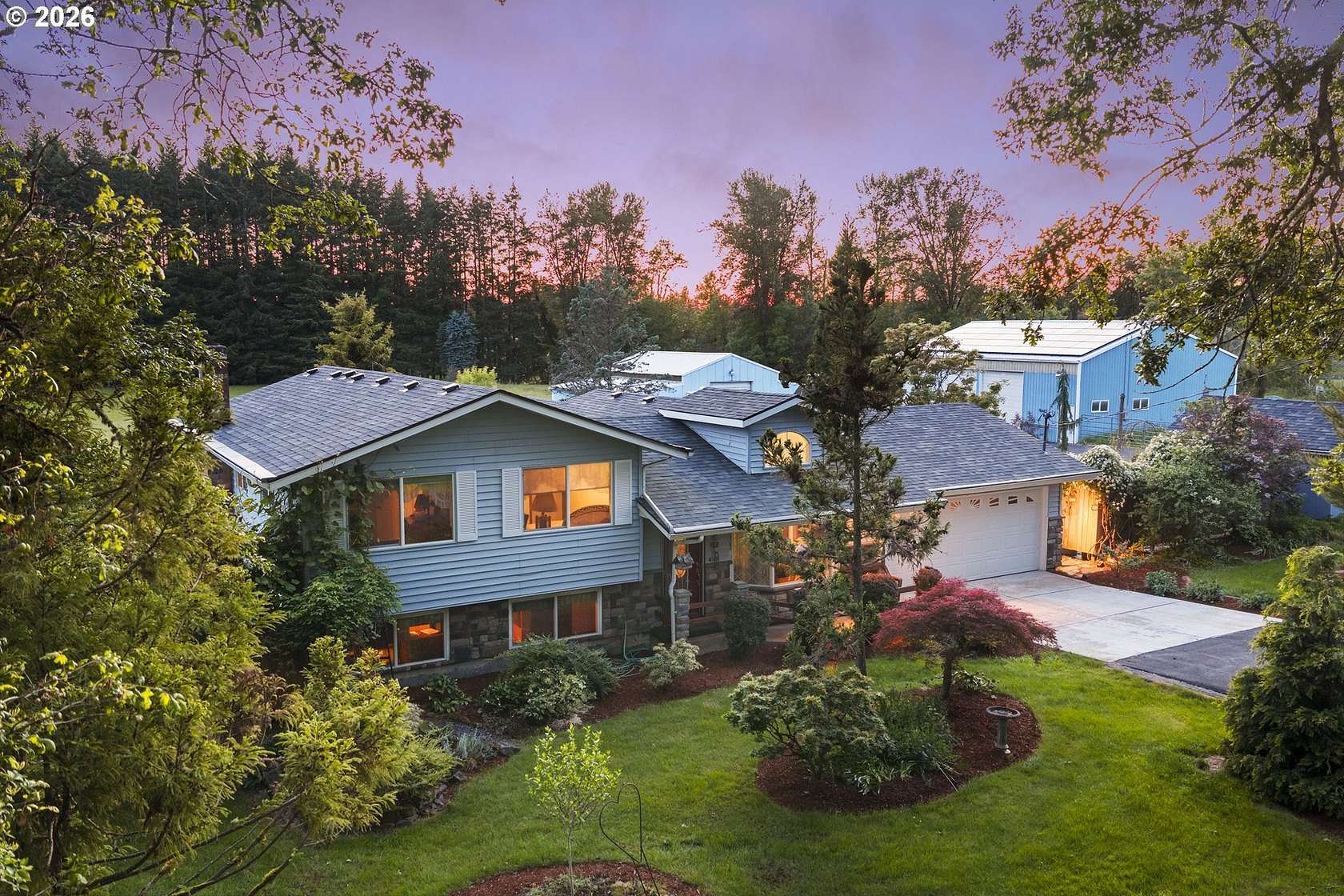 8 Acres of Land with Home for Sale in Eagle Creek, Oregon