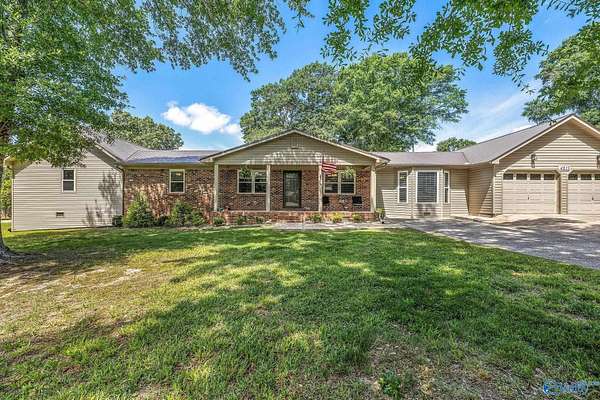 3.3 Acres of Land with Home for Sale in Hartselle, Alabama