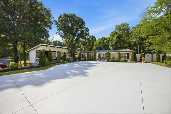 5 Acres of Land with Home for Sale in Athens, Tennessee
