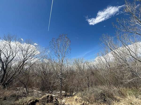 26 Acres of Agricultural & Residential Land for Sale in Pueblo, Colorado
