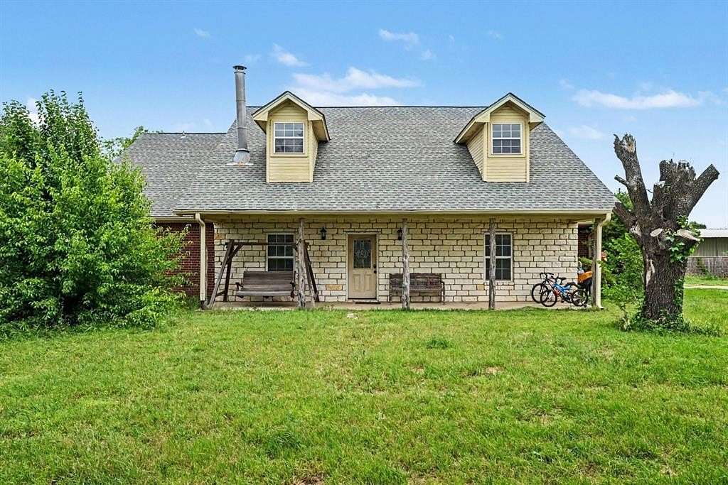 10 Acres of Land with Home for Sale in Decatur, Texas