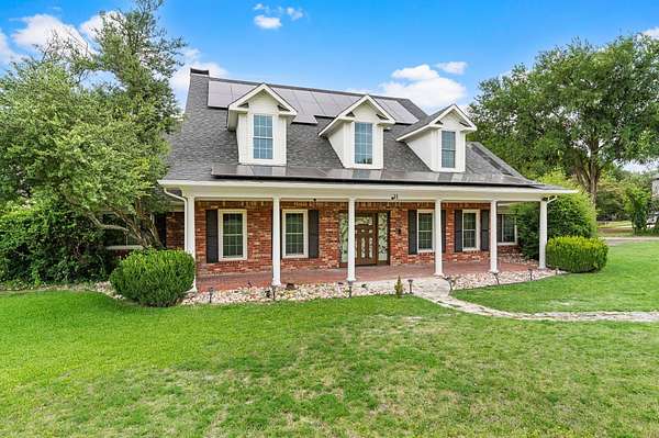 1.52 Acres of Land with Home for Sale in Melissa, Texas