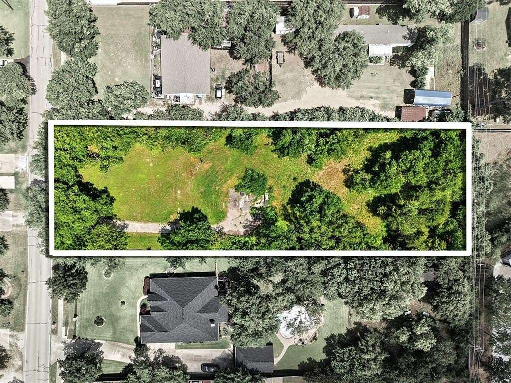 0.86 Acres of Residential Land for Sale in Arlington, Texas