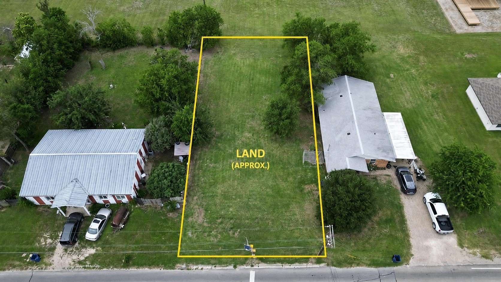 0.22 Acres of Residential Land for Sale in Itasca, Texas