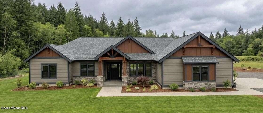 10 Acres of Land with Home for Sale in Bonners Ferry, Idaho