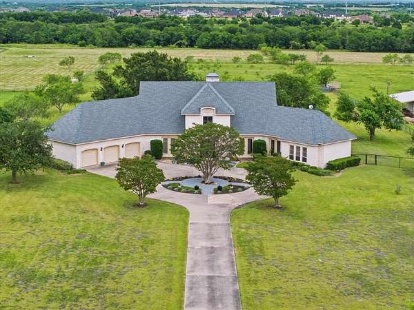4.83 Acres of Land with Home for Sale in Rockwall, Texas