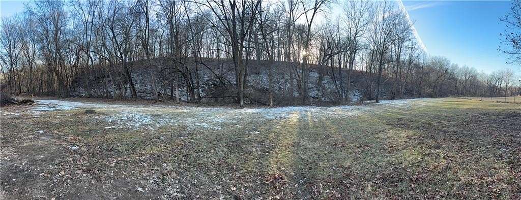 7.39 Acres of Residential Land for Sale in Kansas City, Missouri
