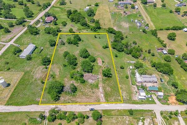 2 Acres of Residential Land for Sale in Rhome, Texas