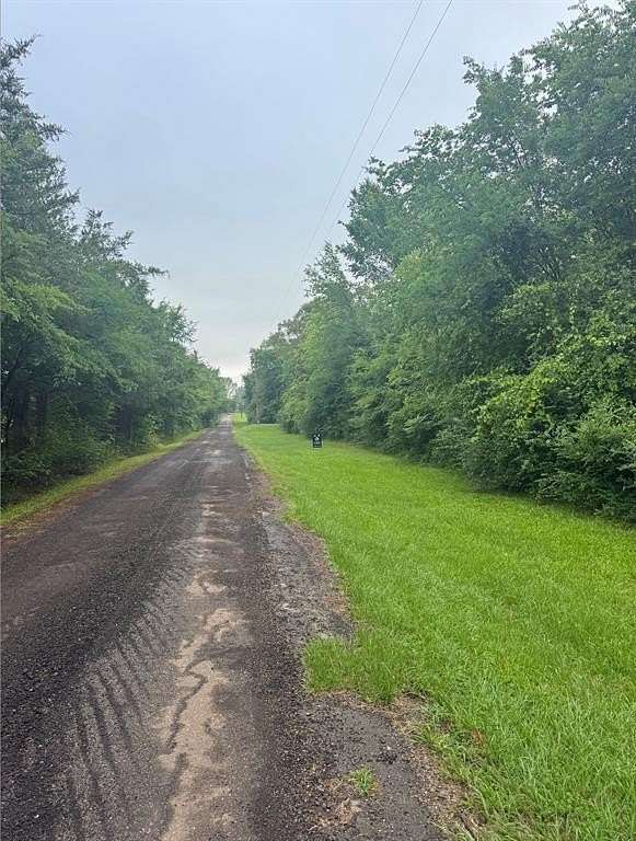 3 Acres of Mixed-Use Land for Sale in Mount Pleasant, Texas