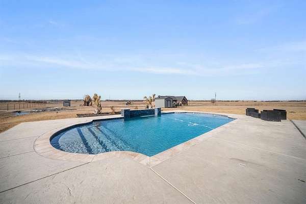 2.83 Acres of Land with Home for Sale in Maypearl, Texas