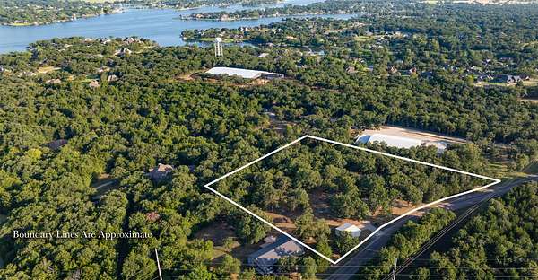 3.34 Acres of Land with Home for Sale in Gainesville, Texas