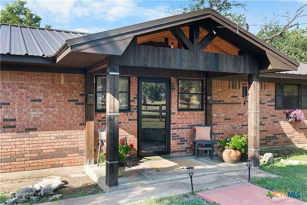 2.6 Acres of Land with Home for Sale in Gatesville, Texas