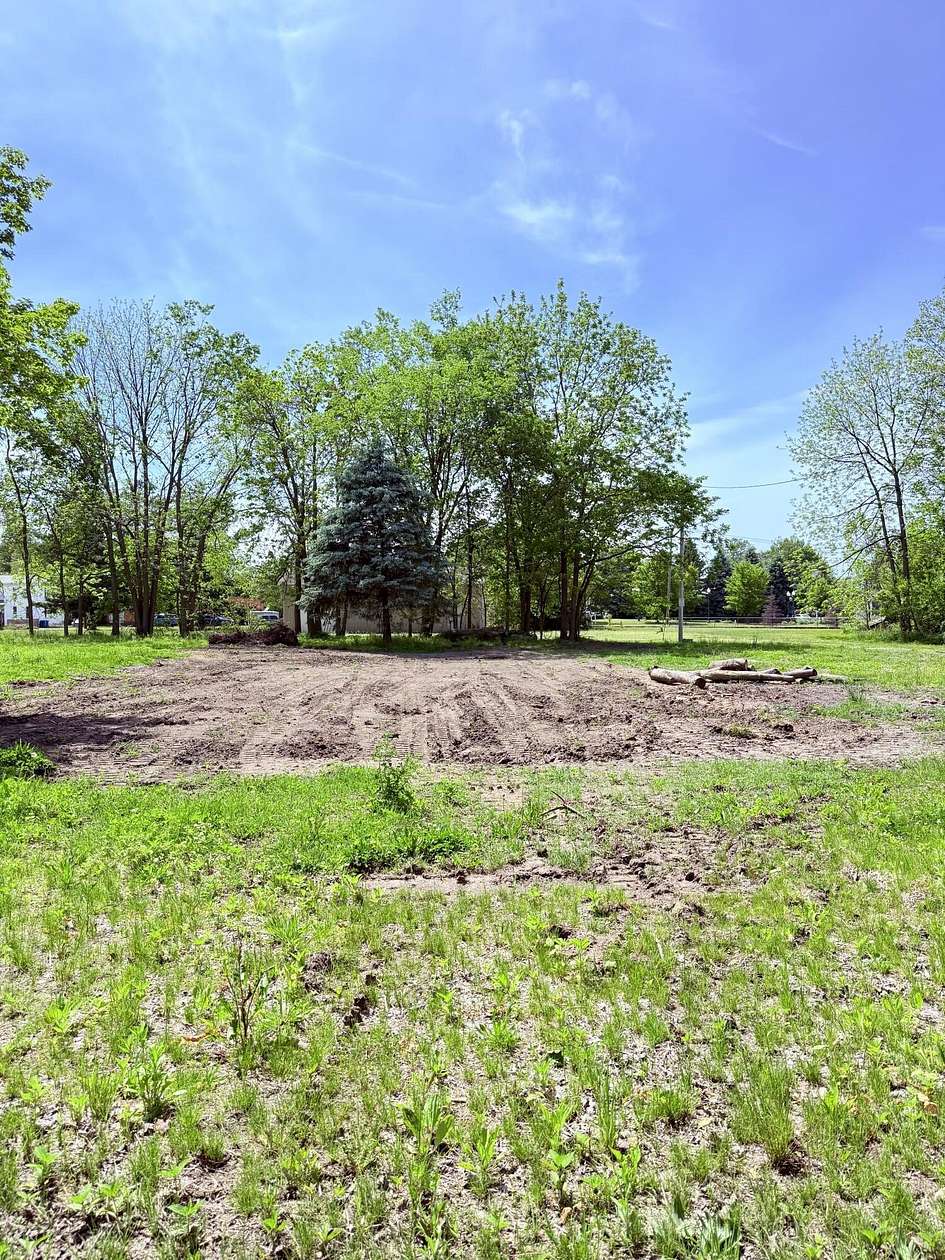 0.33 Acres of Residential Land for Sale in Vicksburg, Michigan