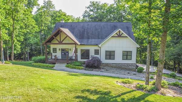 1.63 Acres of Land with Home for Sale in Ten Mile, Tennessee