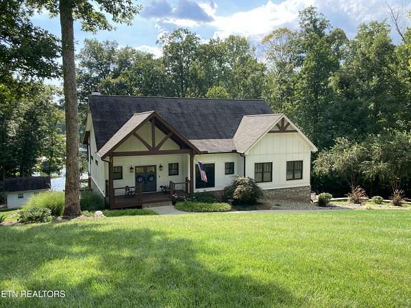 1.63 Acres of Land with Home for Sale in Ten Mile, Tennessee