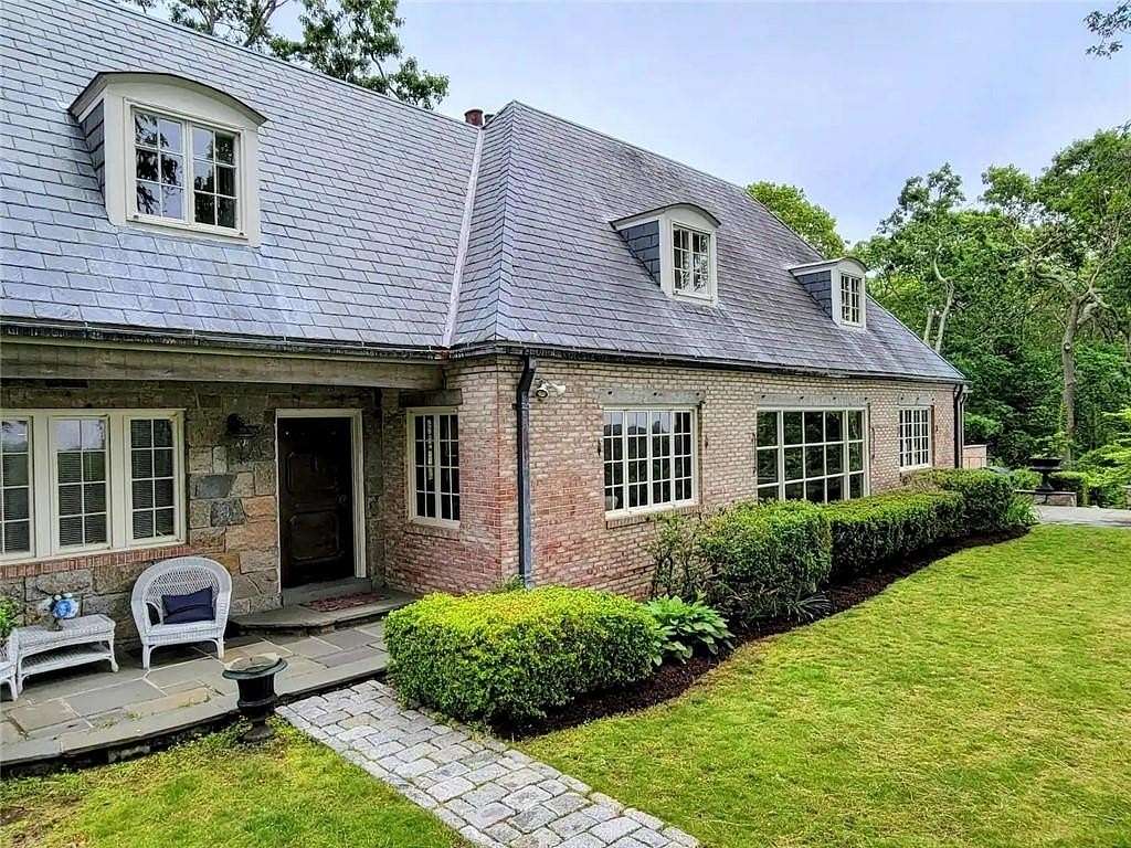 2.64 Acres of Land with Home for Sale in South Kingstown Town, Rhode Island