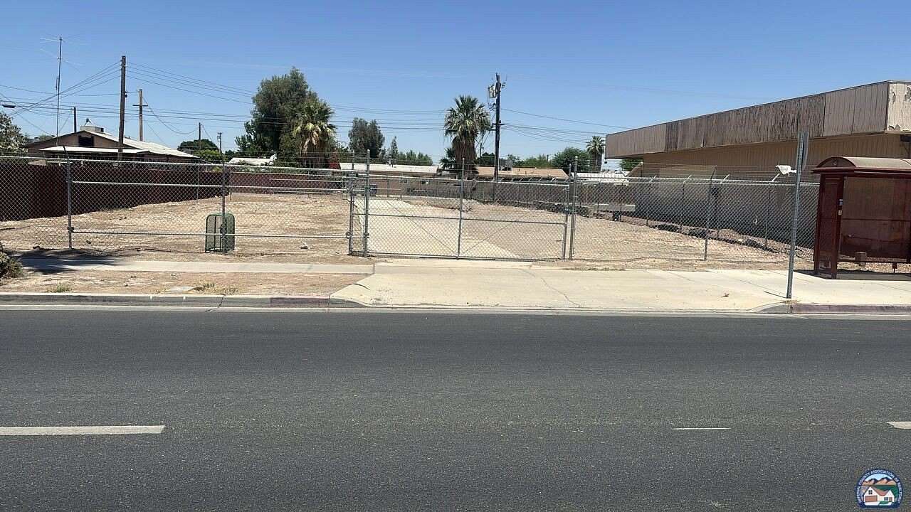 0.25 Acres of Commercial Land for Sale in Brawley, California