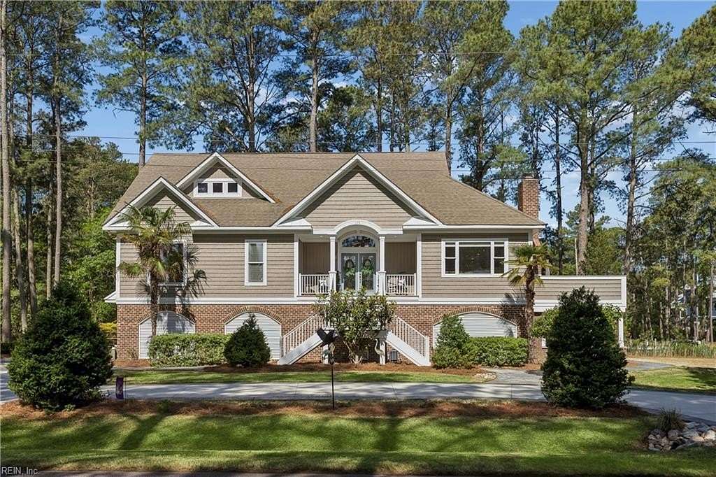 1.59 Acres of Land with Home for Sale in Yorktown, Virginia