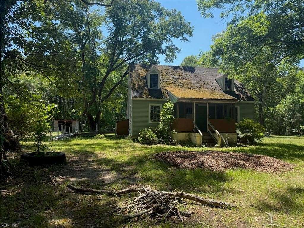 3.23 Acres of Land with Home for Sale in Toano, Virginia